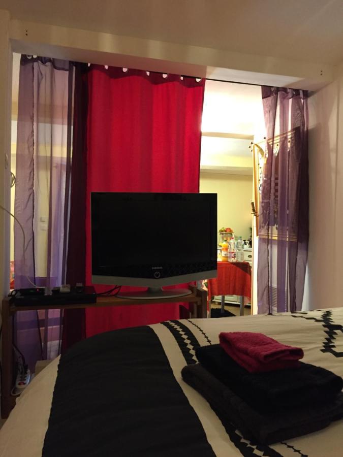 Dependance Privee - Halte Route Apartment Le Thor Bagian luar foto
